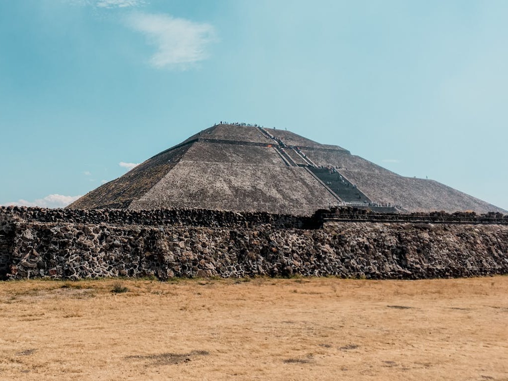 Teotihuacan Mexico Guide: Secrets of an Ancient Metropolis