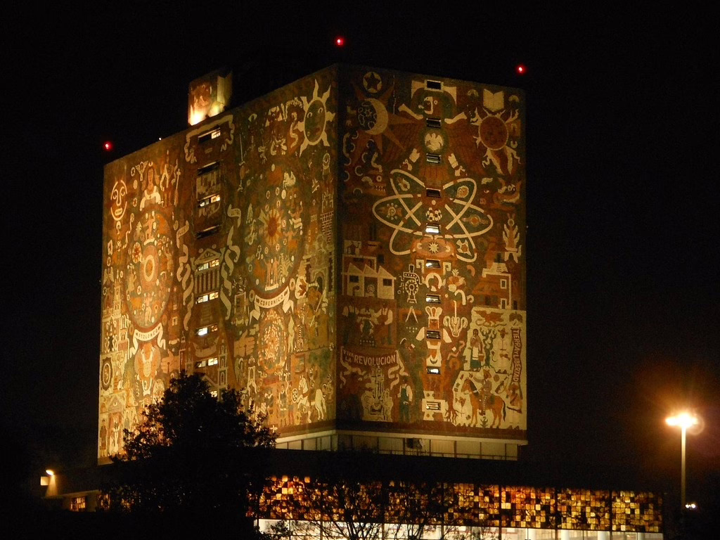 Universidad Nacional Autónoma de México: Una maravilla arquitectónica digna de admiración