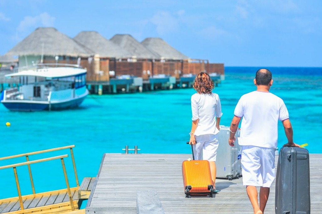 Luxury Travels and Personalized Keepsakes: Experiences That Stay with You