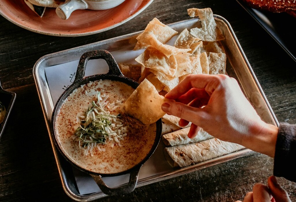 Food on Holiday: Six Essential Tips for Planning a Foodie Itinerary