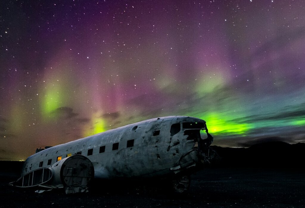 Aurora Season in Iceland: When, Where, and How to Get the Best View