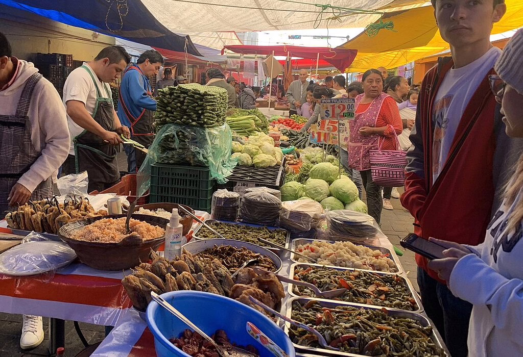 Contos de Tianguis: Explorando a magia do mercado mexicano