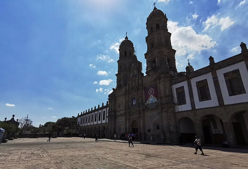 Basílica de Nossa Senhora de Zapopan, uma igreja histórica e marco religioso em Jalisco, México.